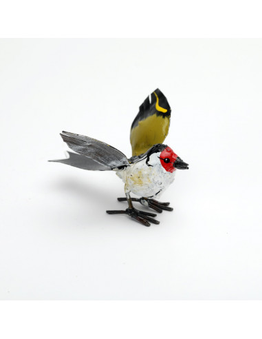 Chardonneret élégant ailes ouvertes - déco jardin en métal recyclé-Petits oiseaux