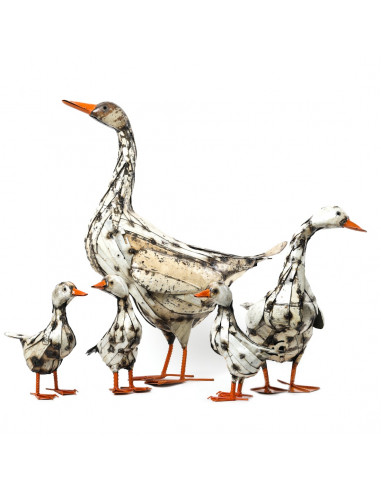 Oie blanche en métal recyclé moyen modèle deco jardin