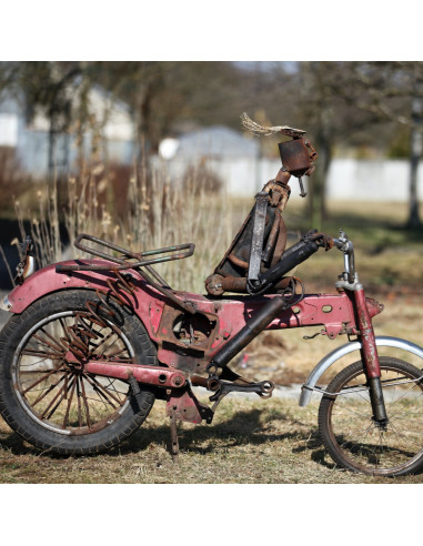 Ma moto pièce unique en métal recyclé pour le jardin-Pièces uniques