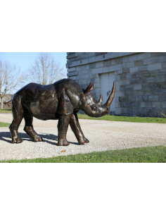 Pas touche à Mon Rhino pièce unique en métal recyclé deco jardin 2