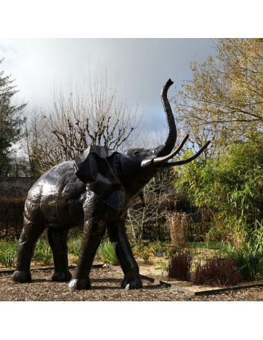 Eléphant pièce unique en métal recyclé deco jardin