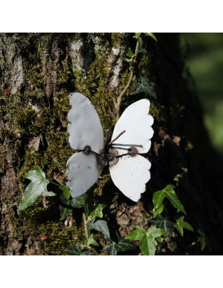 Papillon en métal recyclé - blanc deco jardin