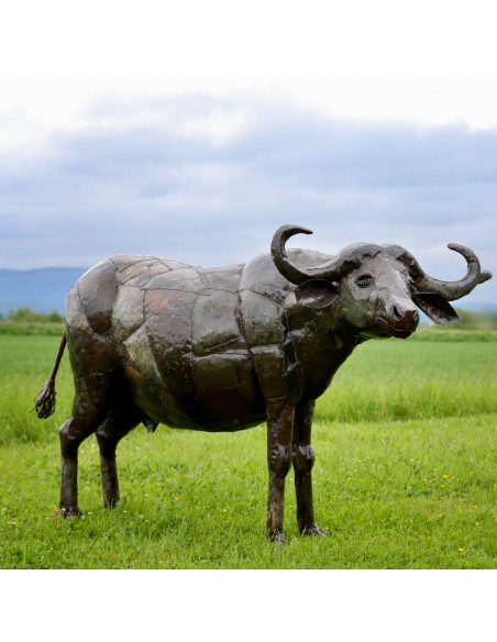 Buffle pièce unique en métal recyclé deco jardin