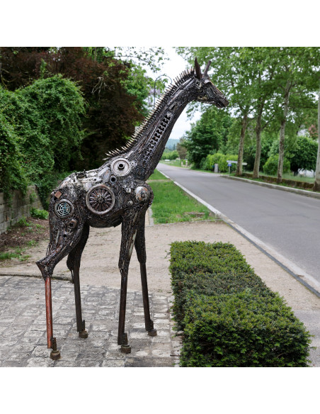 Girafe "steampunk" pièce unique en métal recyclé deco jardin