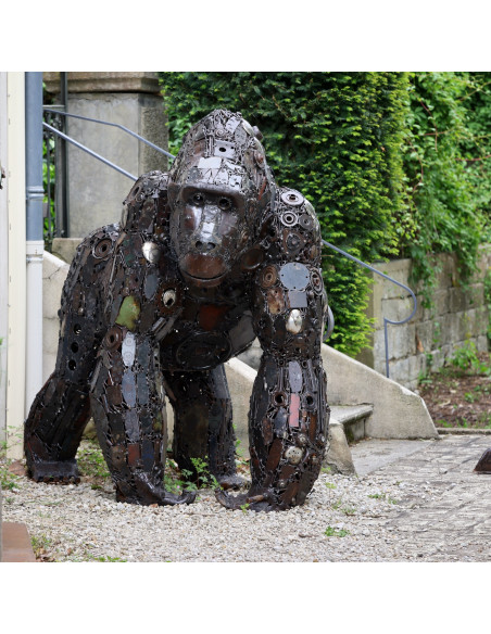 Gorille pièce unique en métal recyclé deco jardin